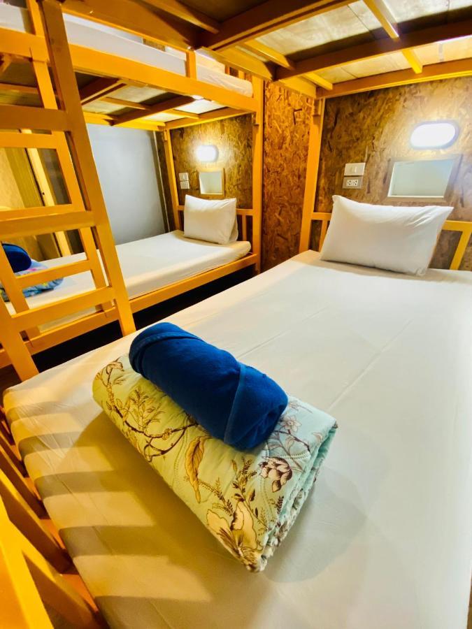 Frutta Hostel Patong Dış mekan fotoğraf